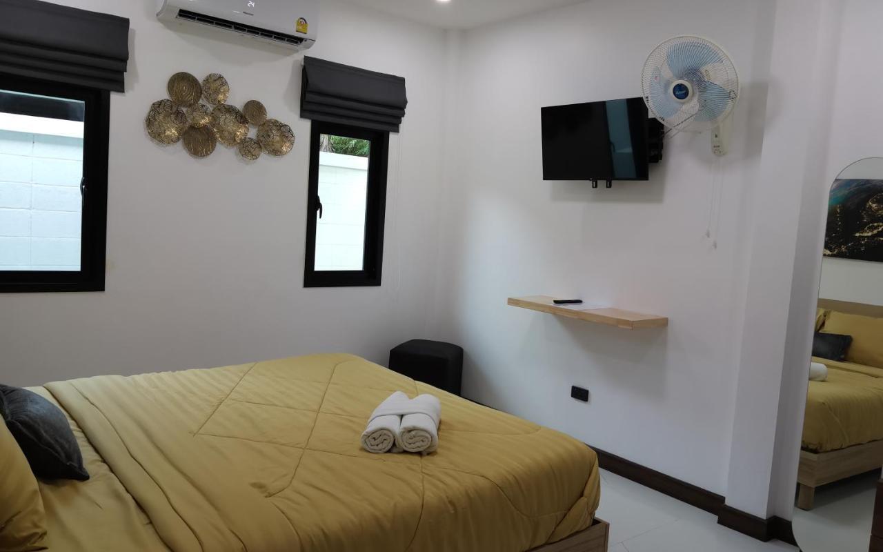 Private Pool Villa With Jacuzzi At Royal Park Village - Walk To The Beach - 6 People - Max 3 Males (Adults Only) Джомтьен Экстерьер фото